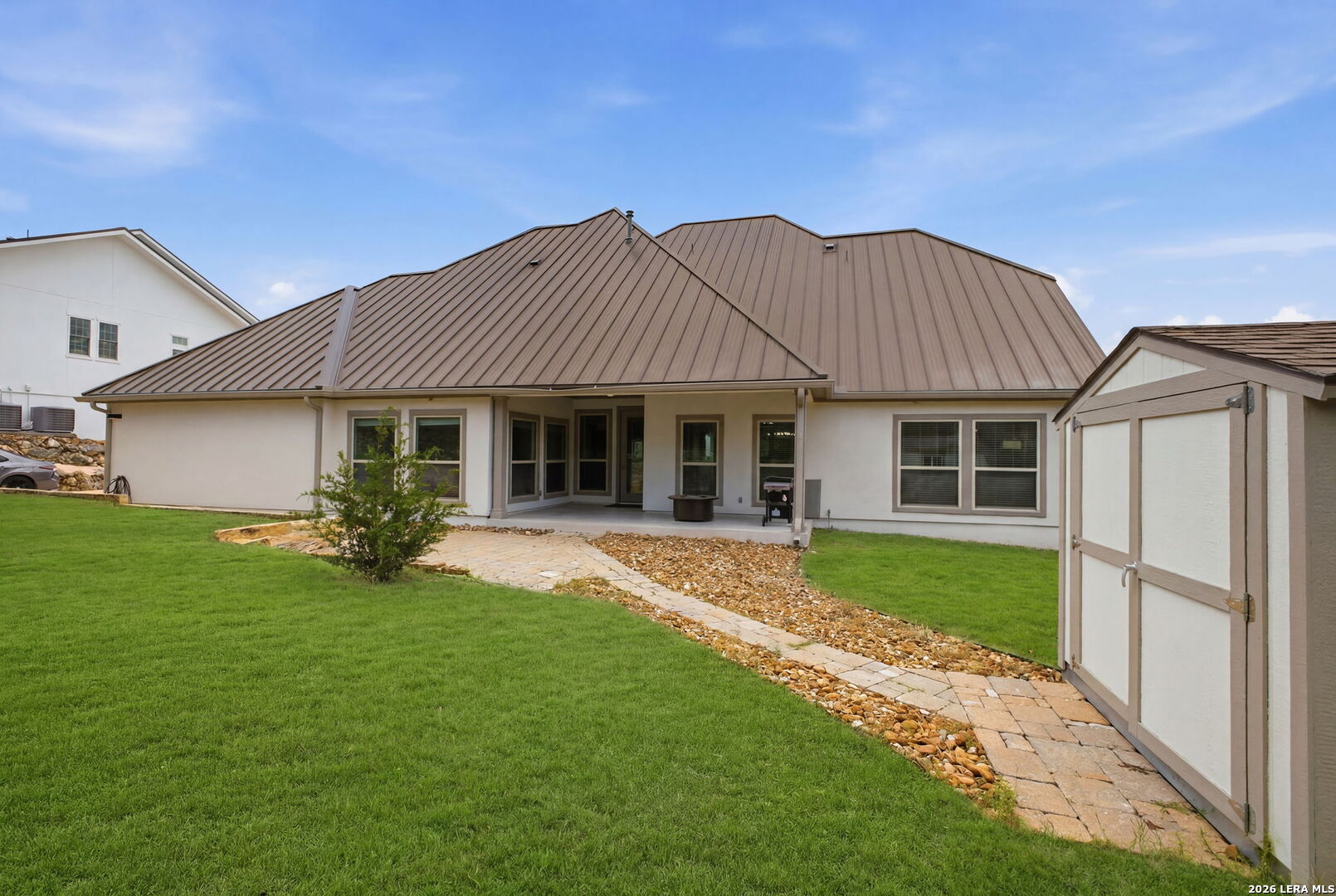 main property photo 37