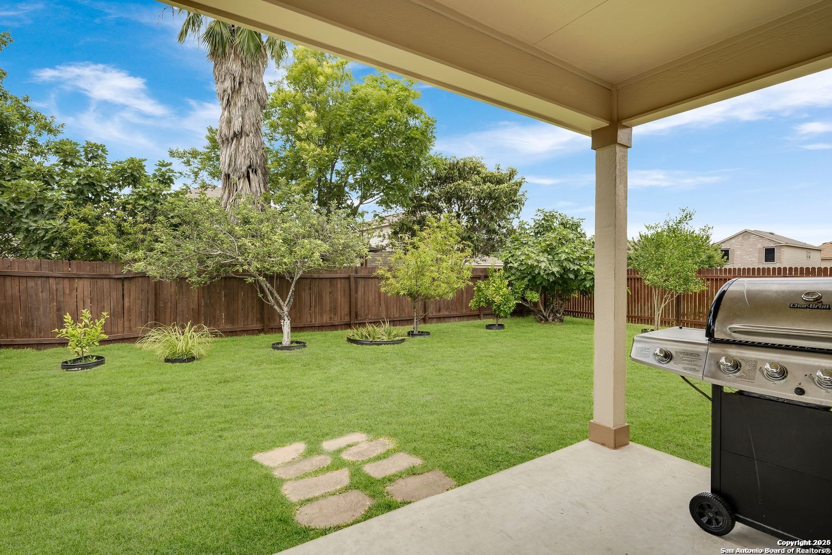 main property photo 21