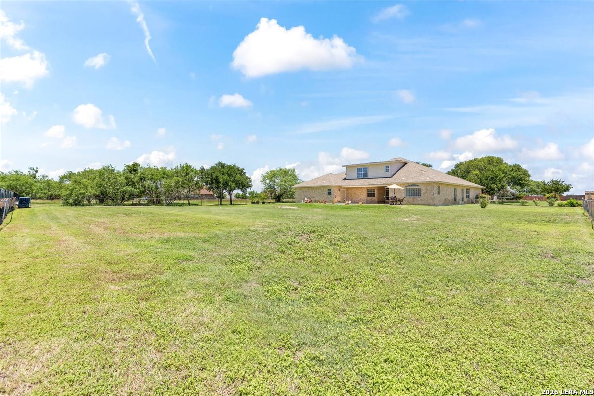 main property photo 37