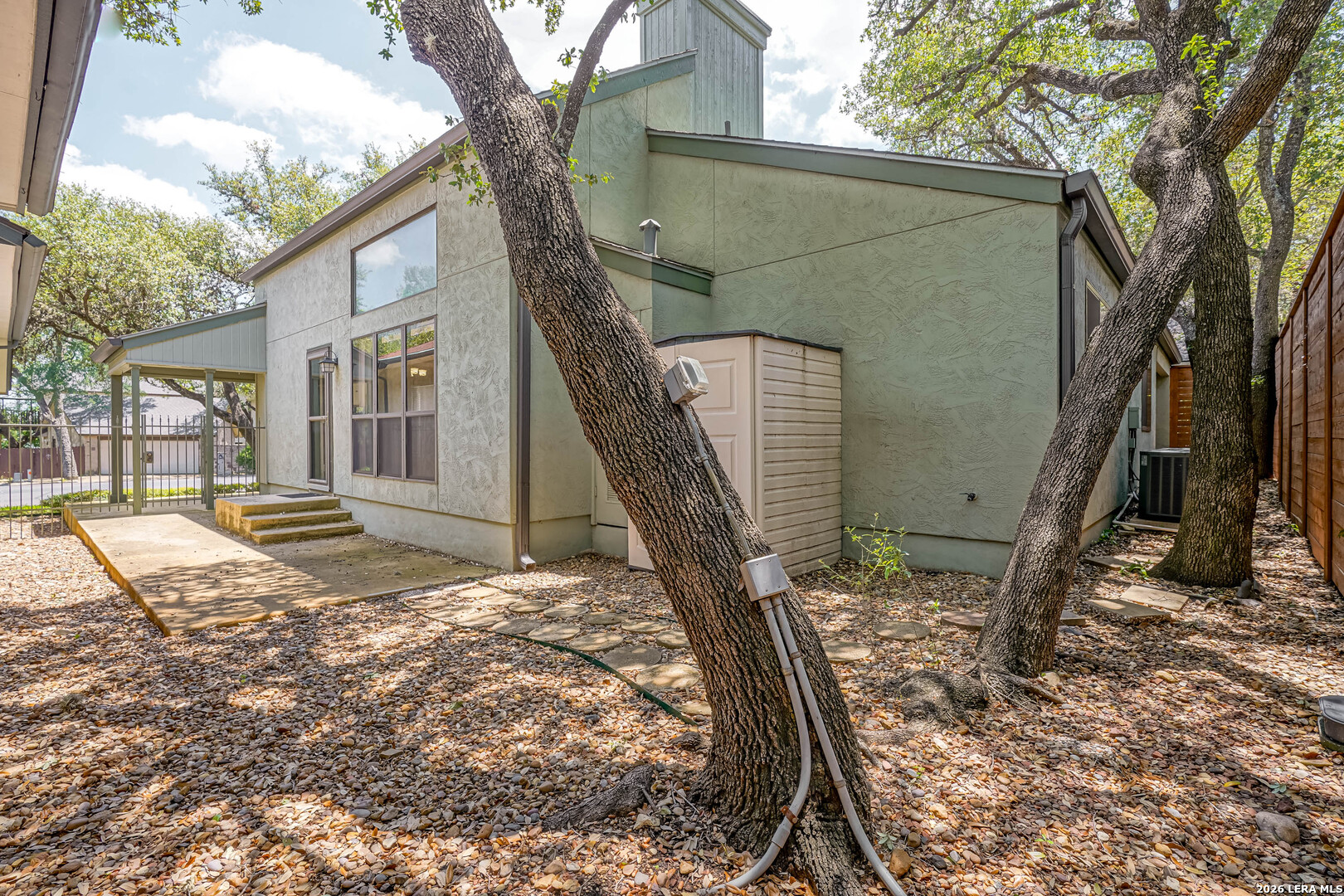 main property photo 42
