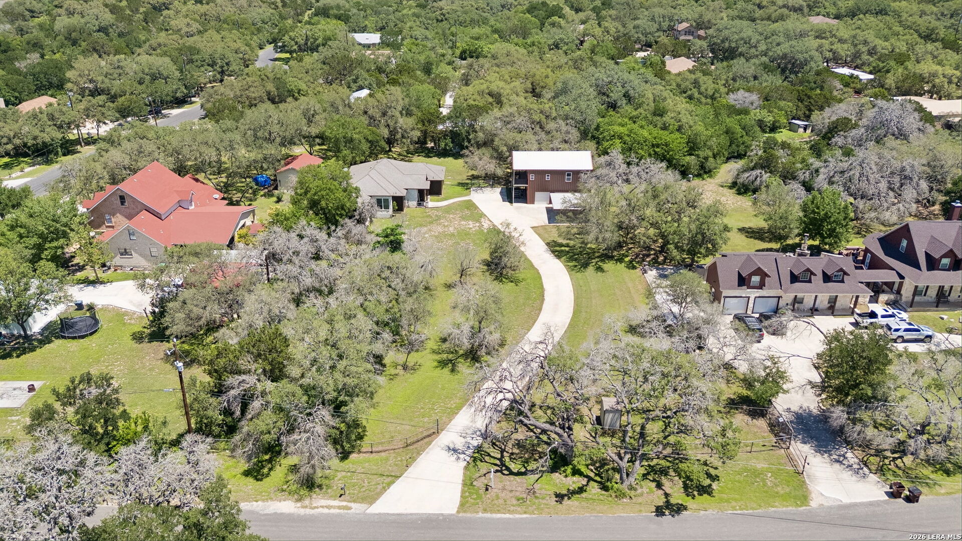 main property photo 41