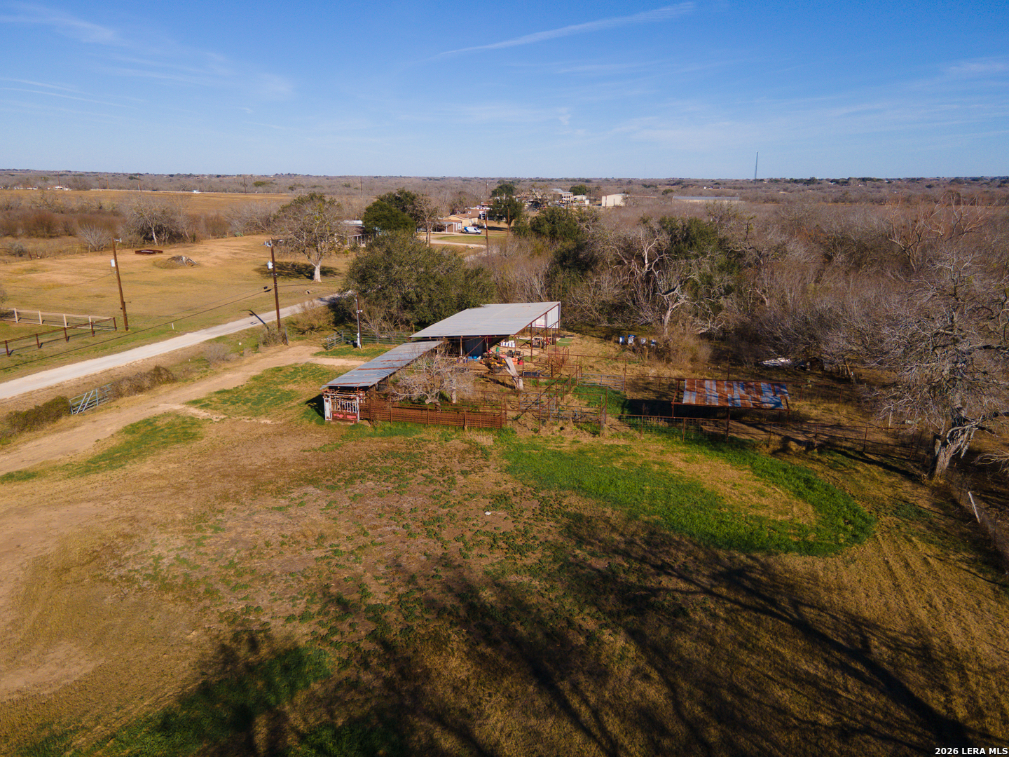 main property photo 37