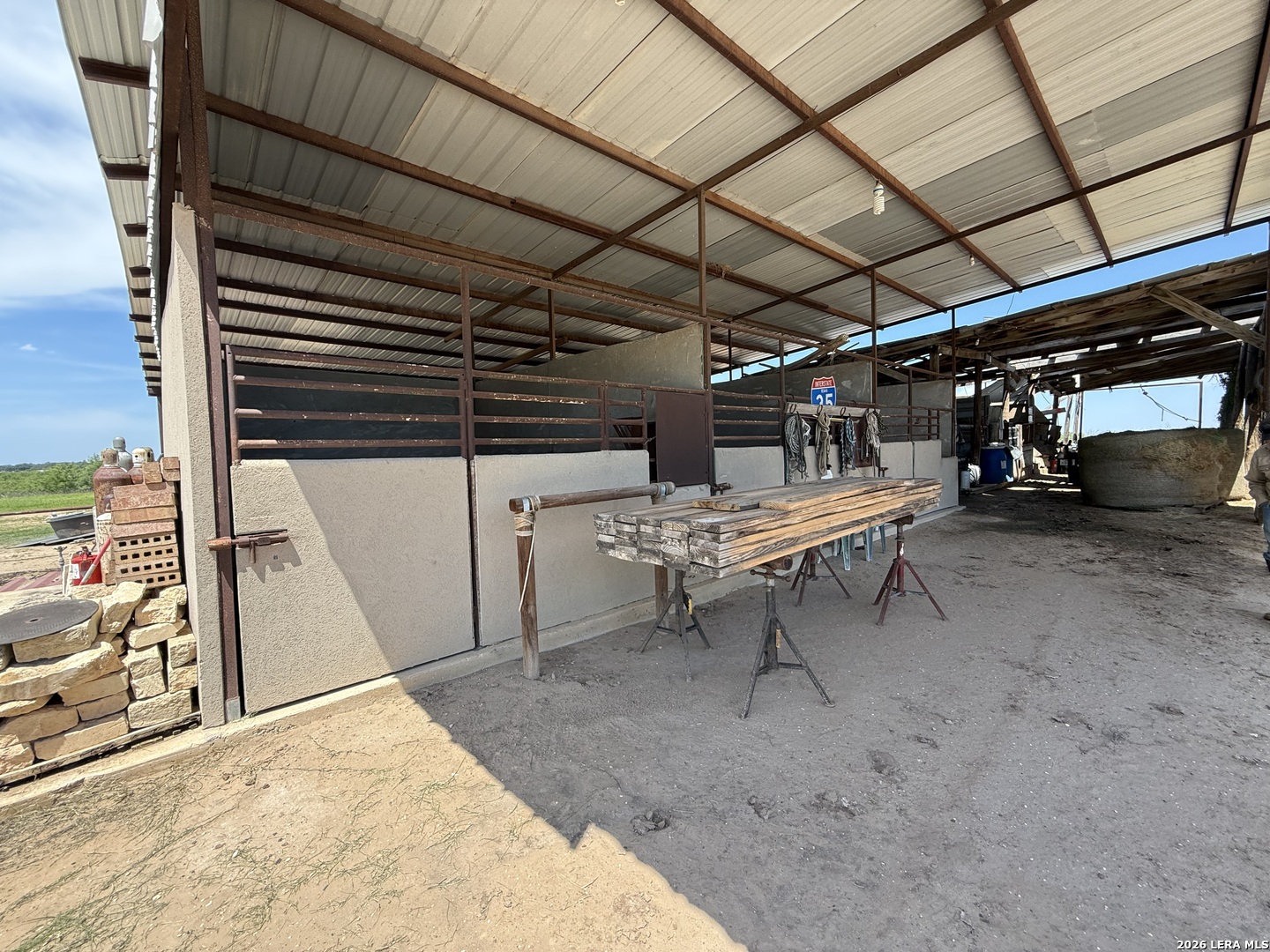 main property photo 21