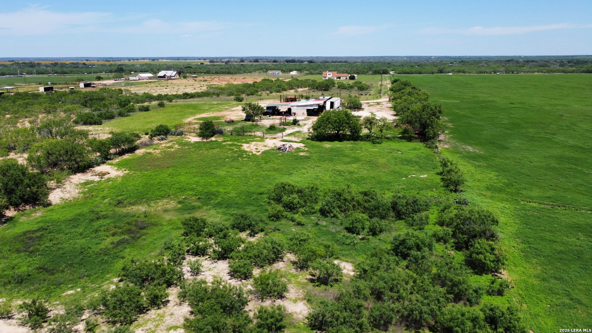 main property photo 8