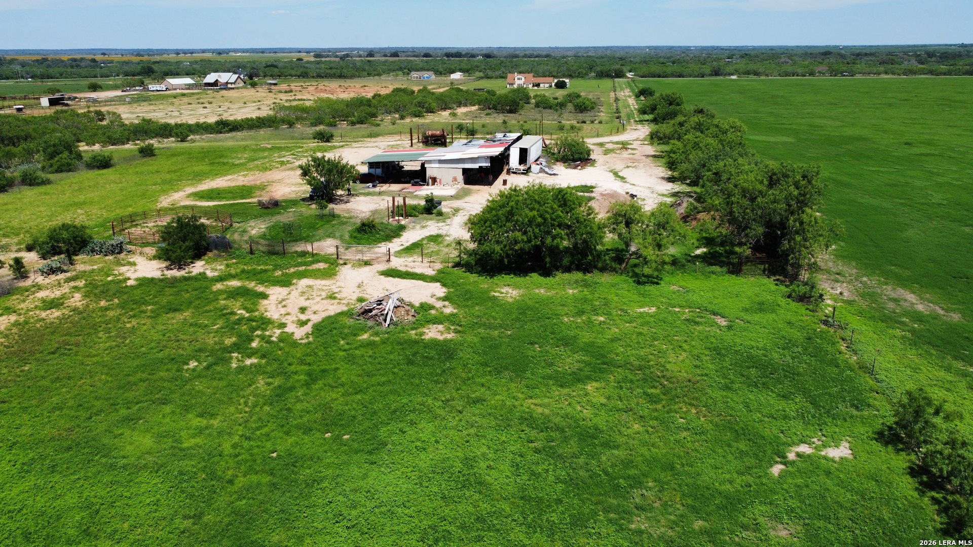 main property photo 9