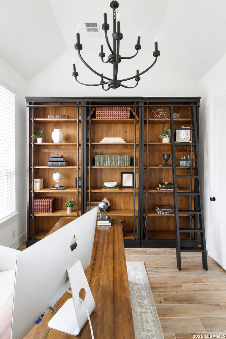 main property photo 25