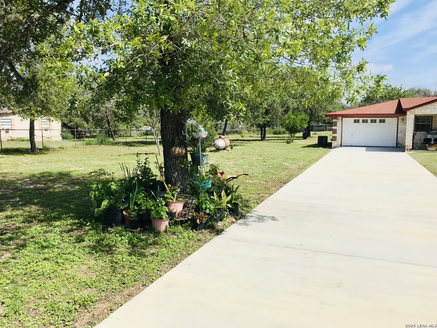 main property photo 59