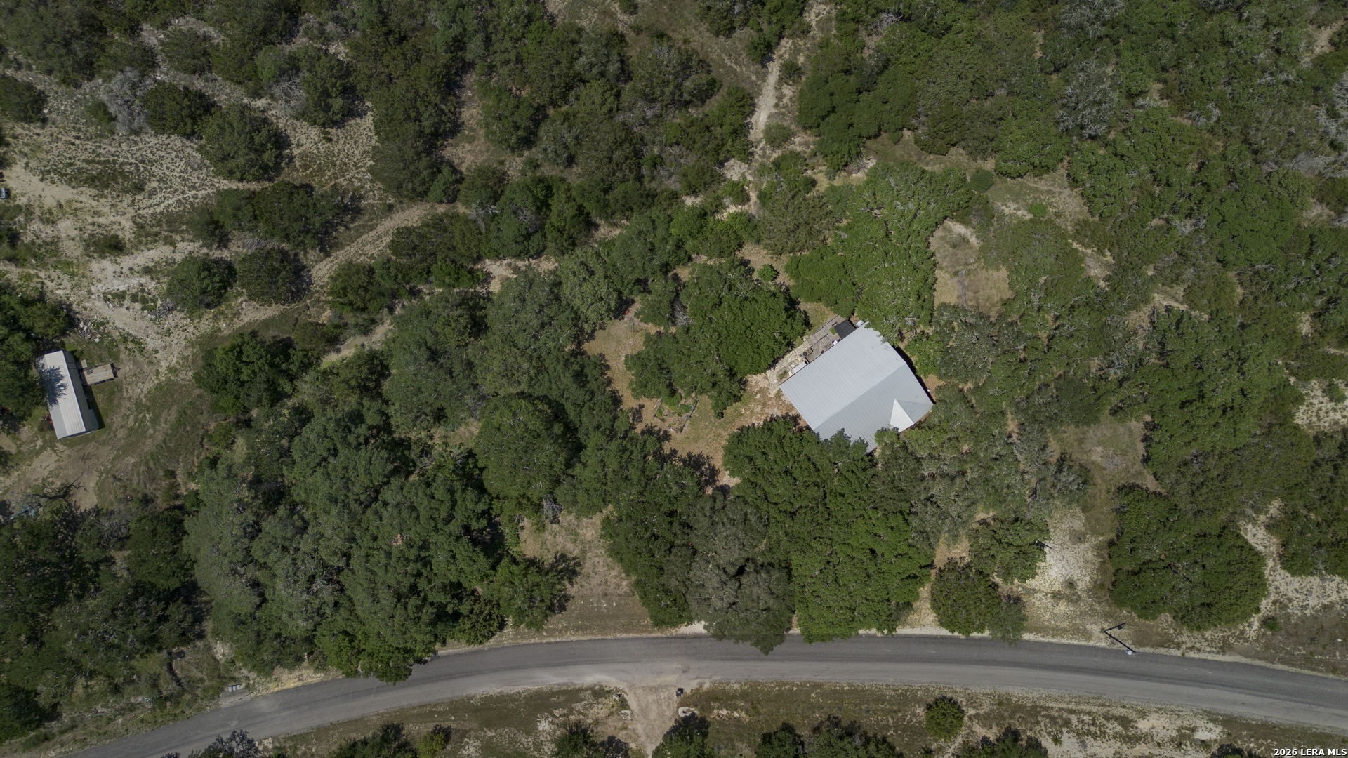 main property photo 41