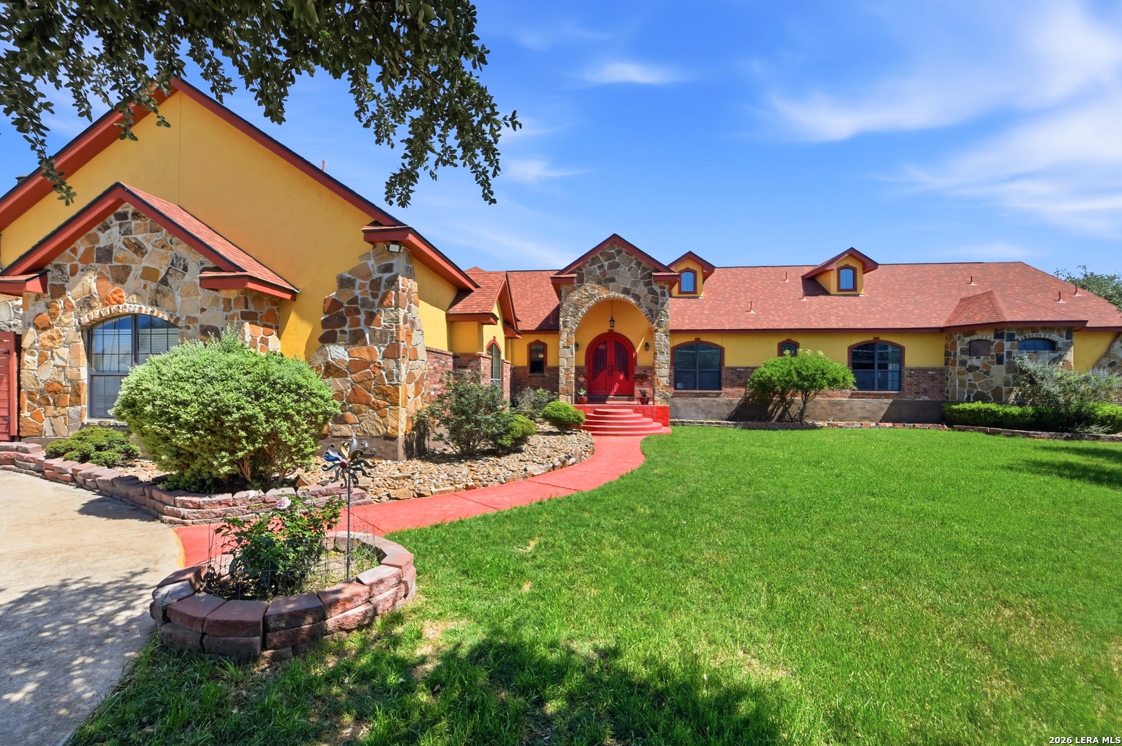 main property photo 1
