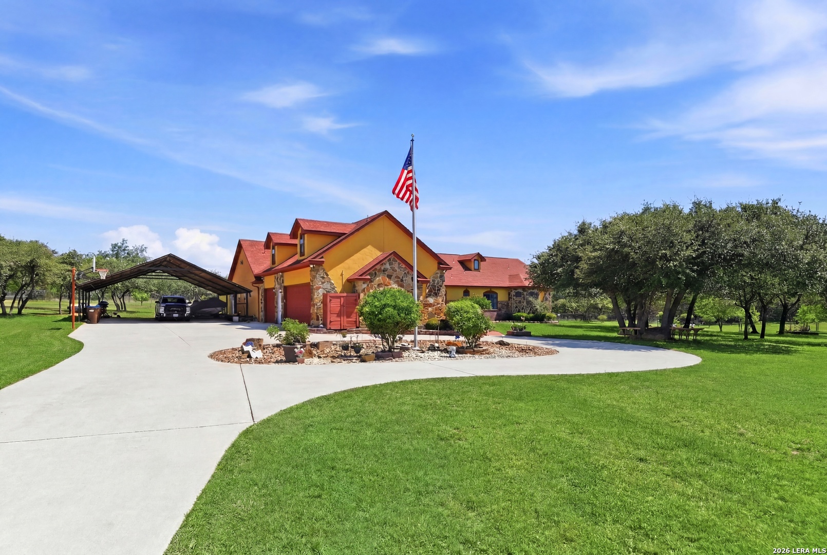 main property photo 59