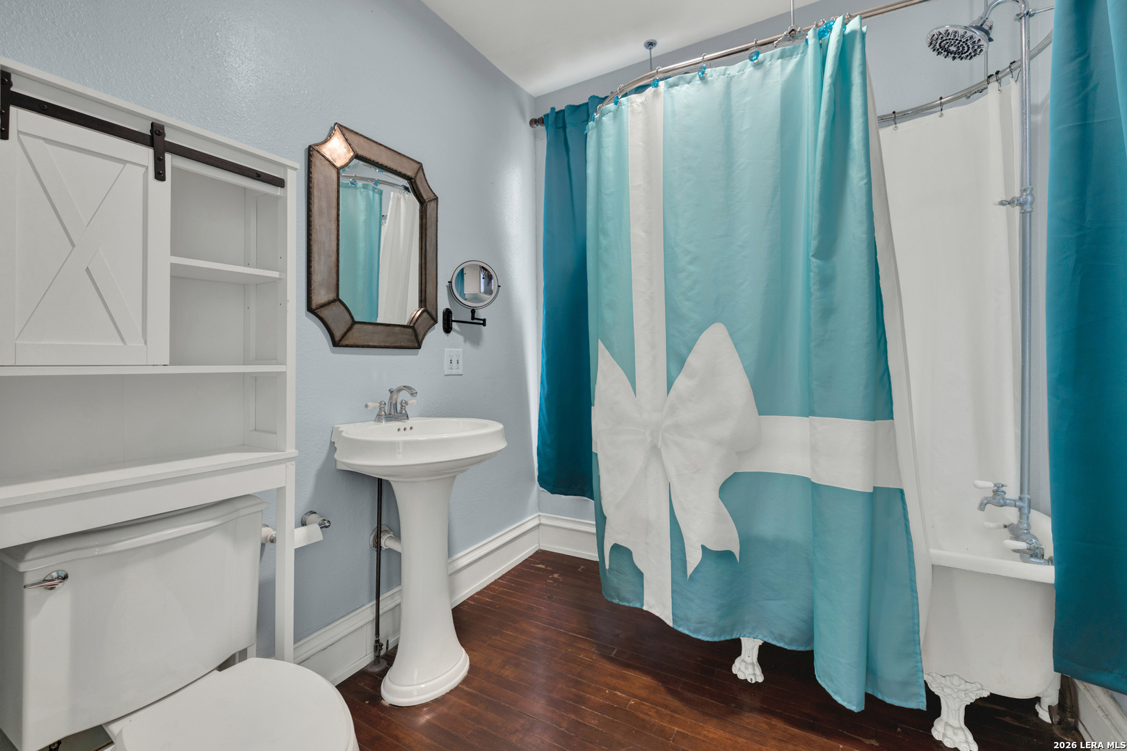main property photo 8