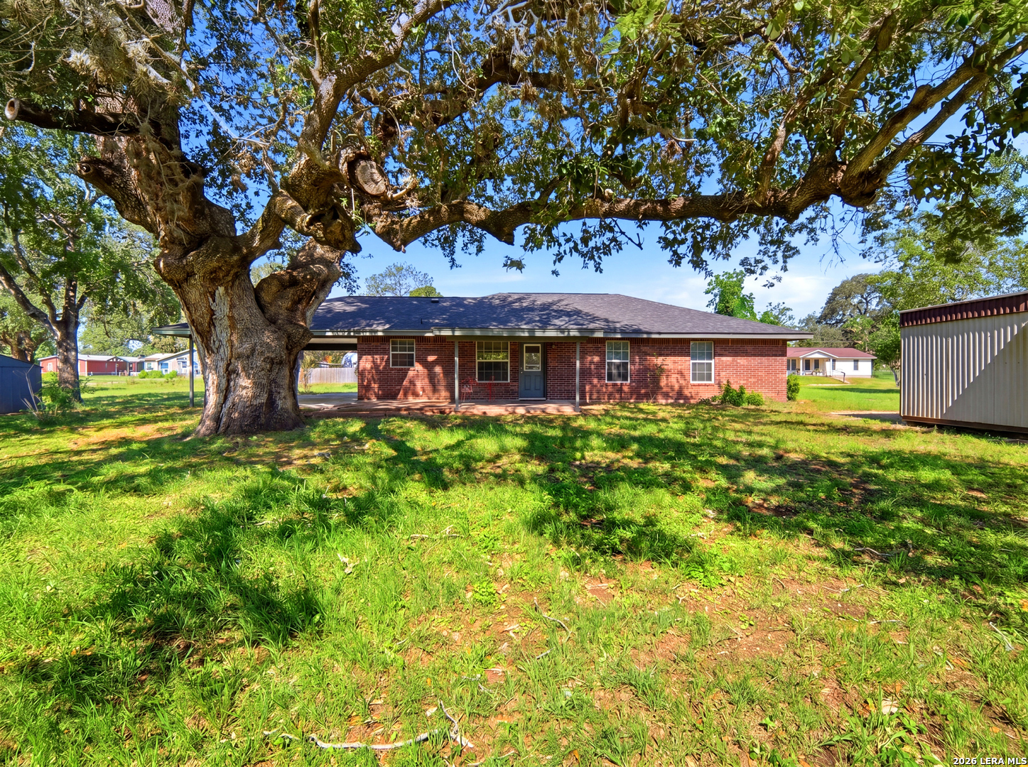 main property photo 22