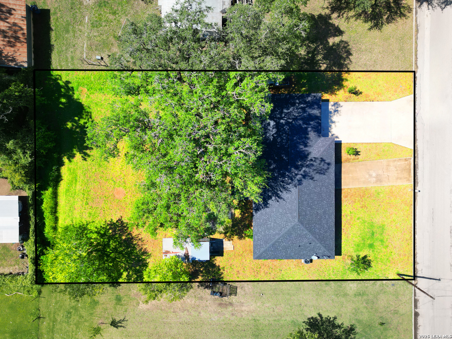 main property photo 24