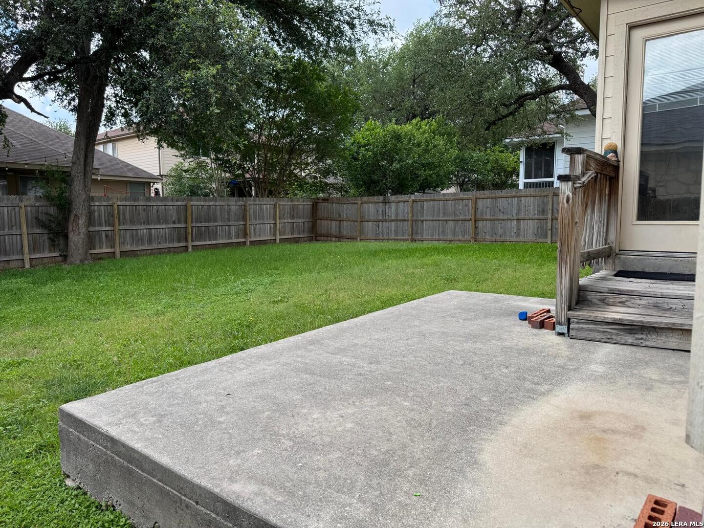 main property photo 28