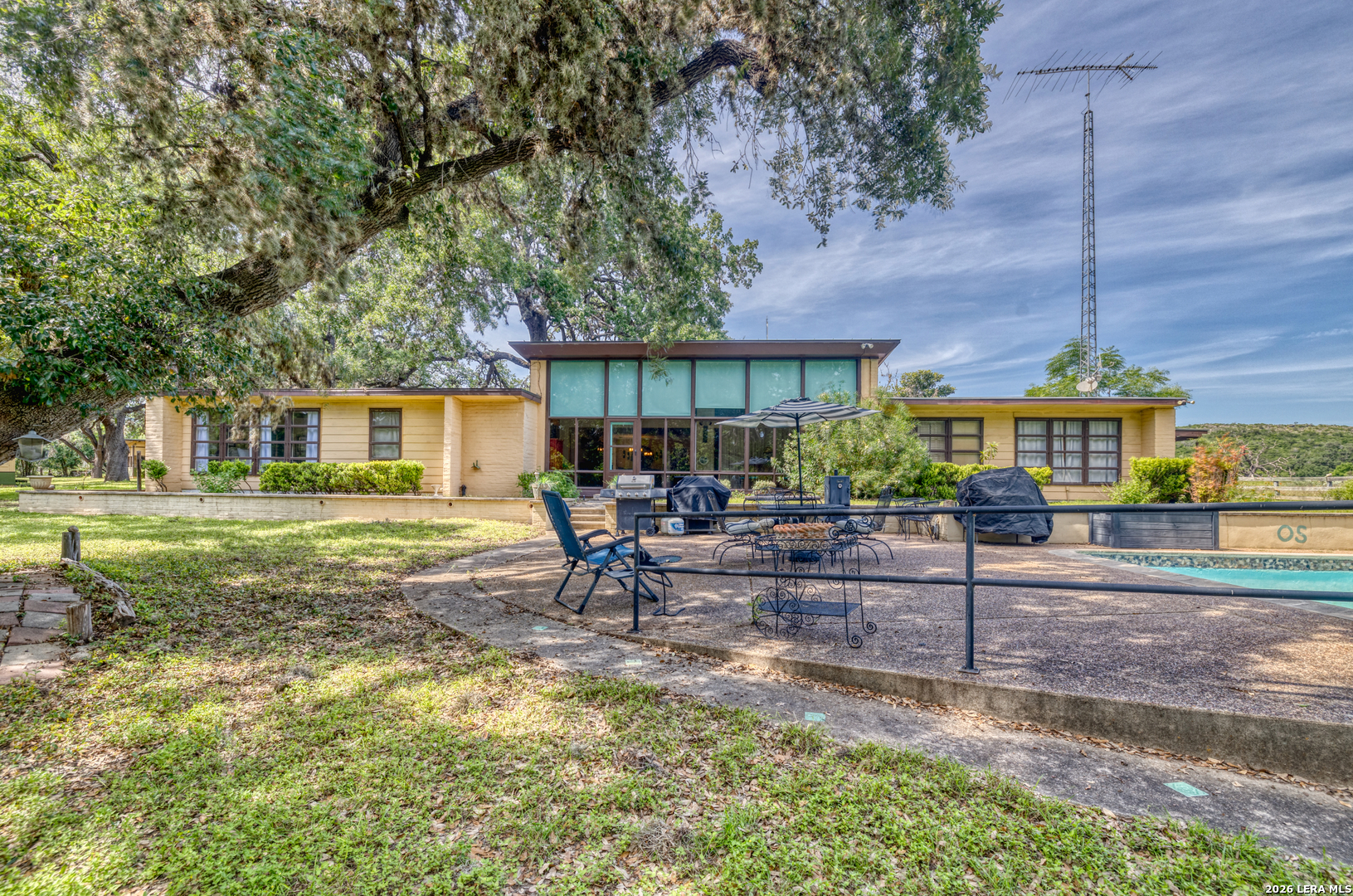 main property photo 51