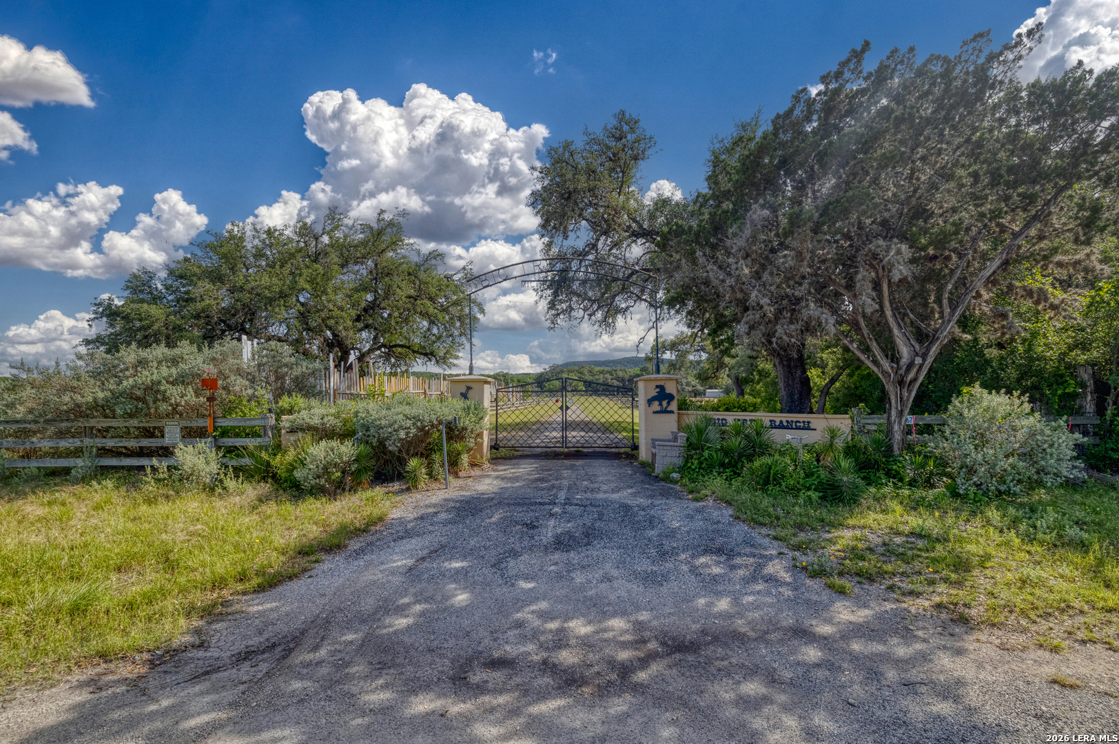 main property photo 81