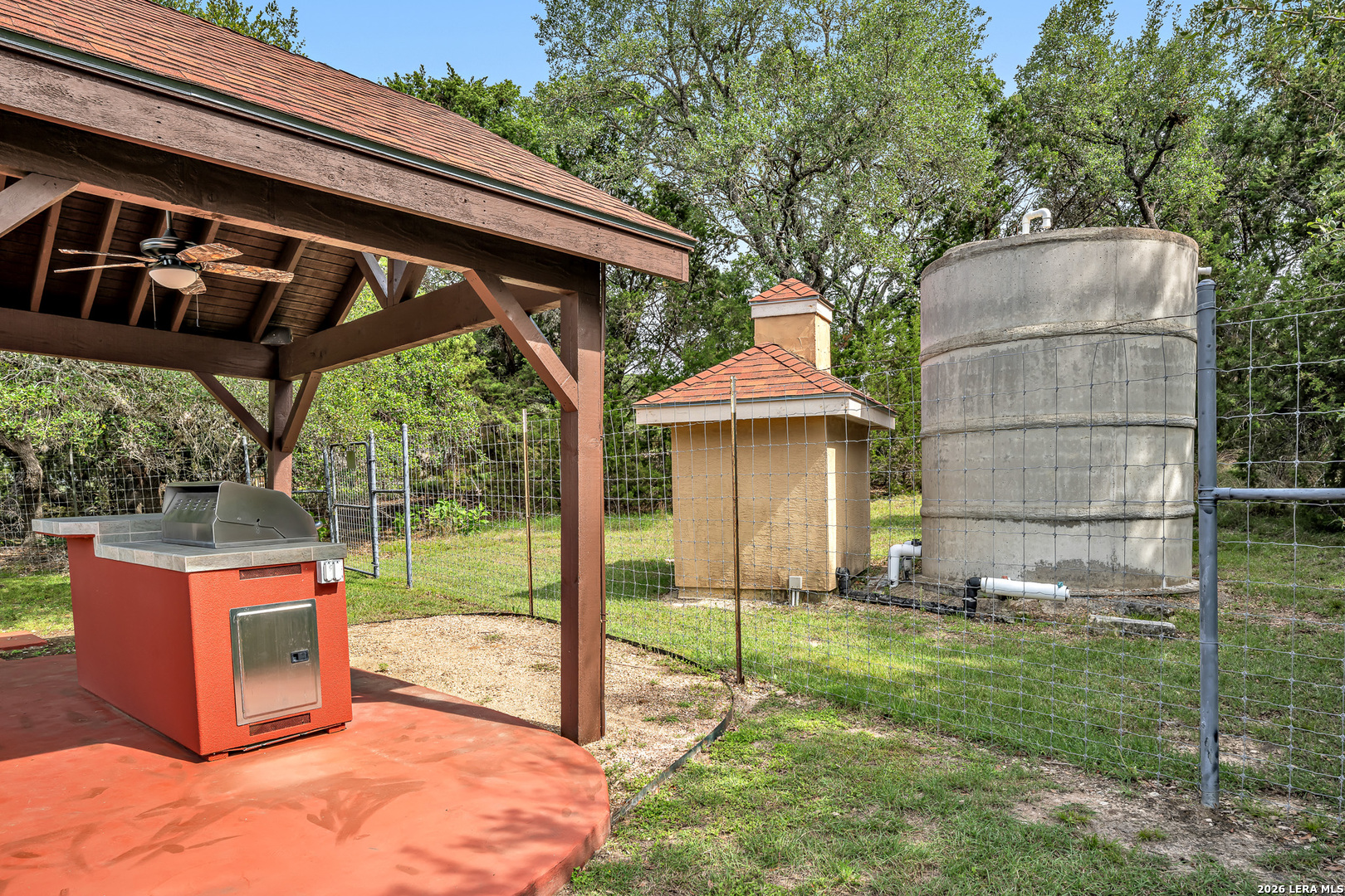 main property photo 51