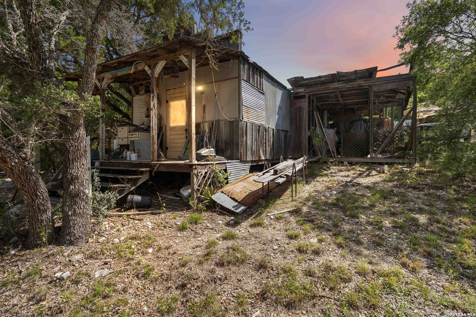 main property photo 27
