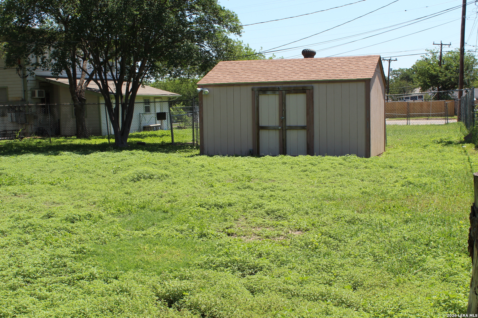 main property photo 22