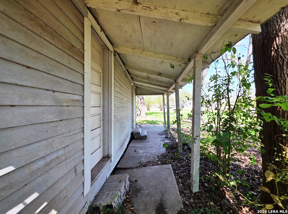 main property photo 45