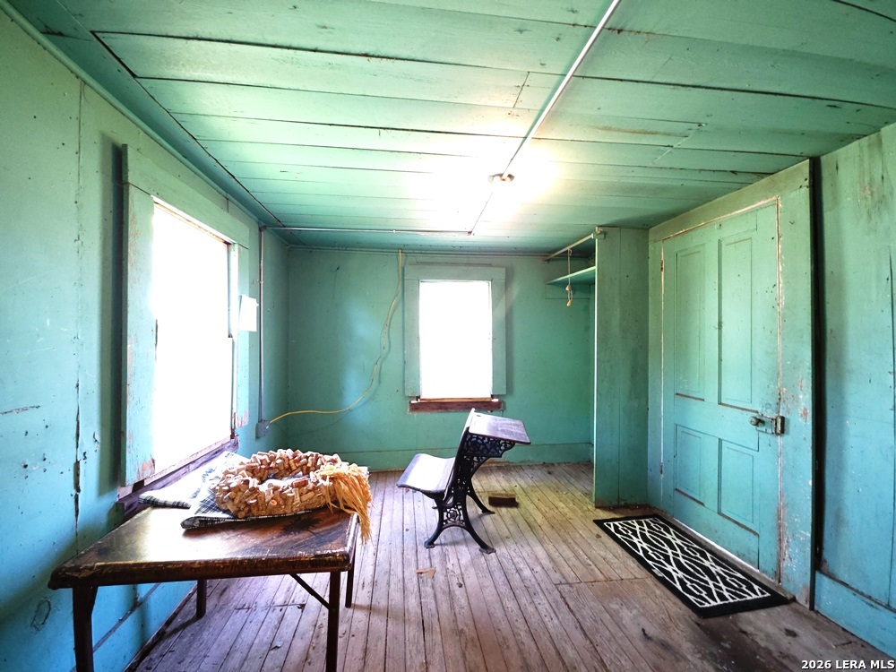 main property photo 47