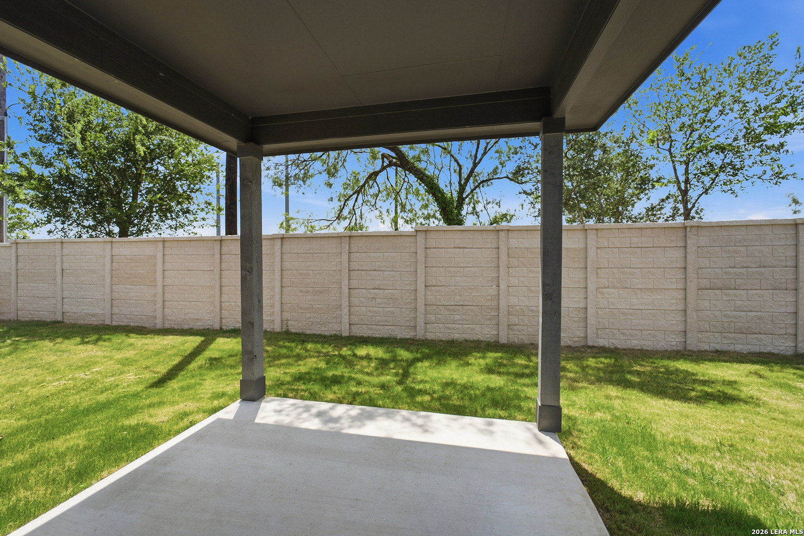 main property photo 29