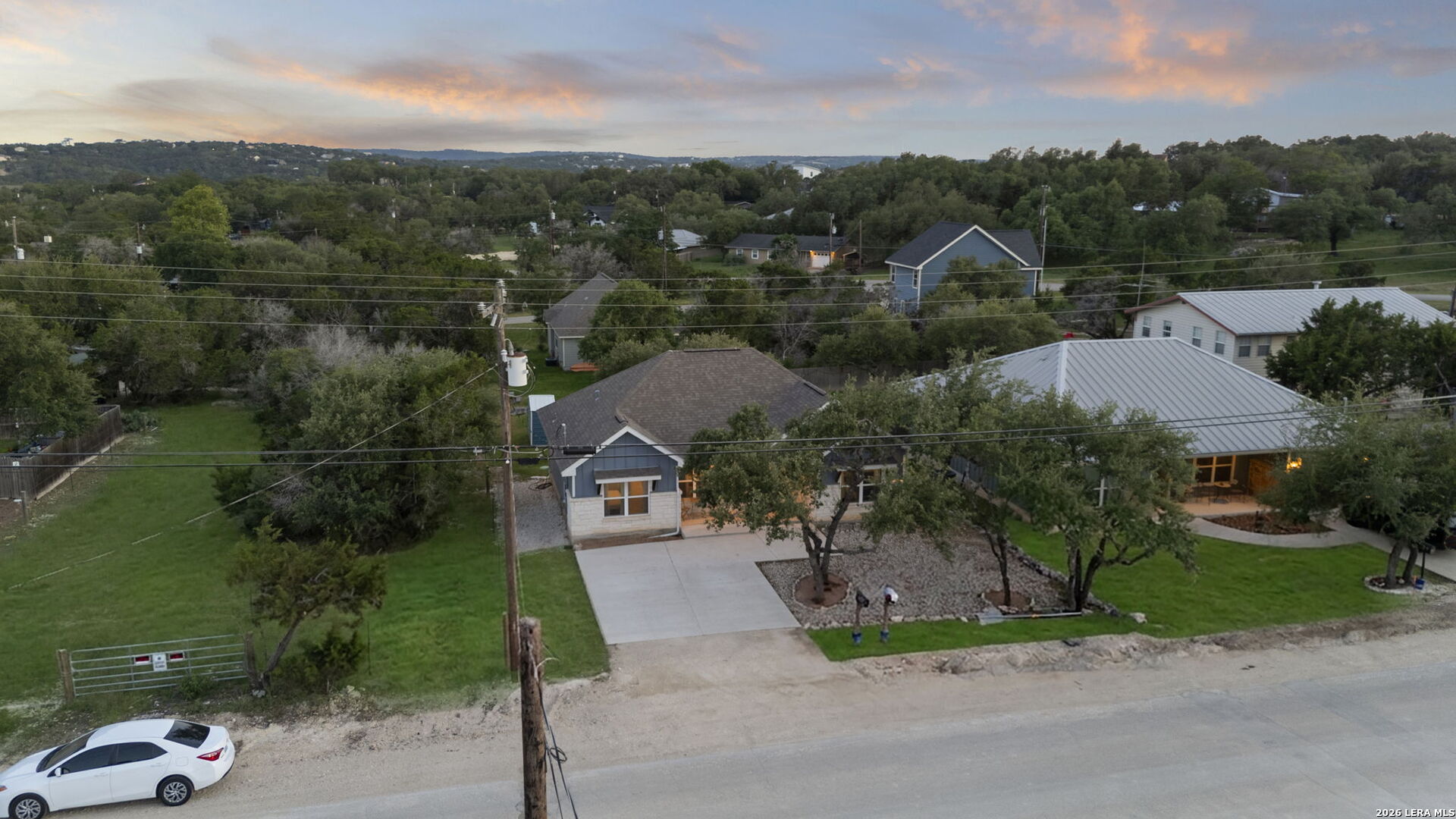 main property photo 29