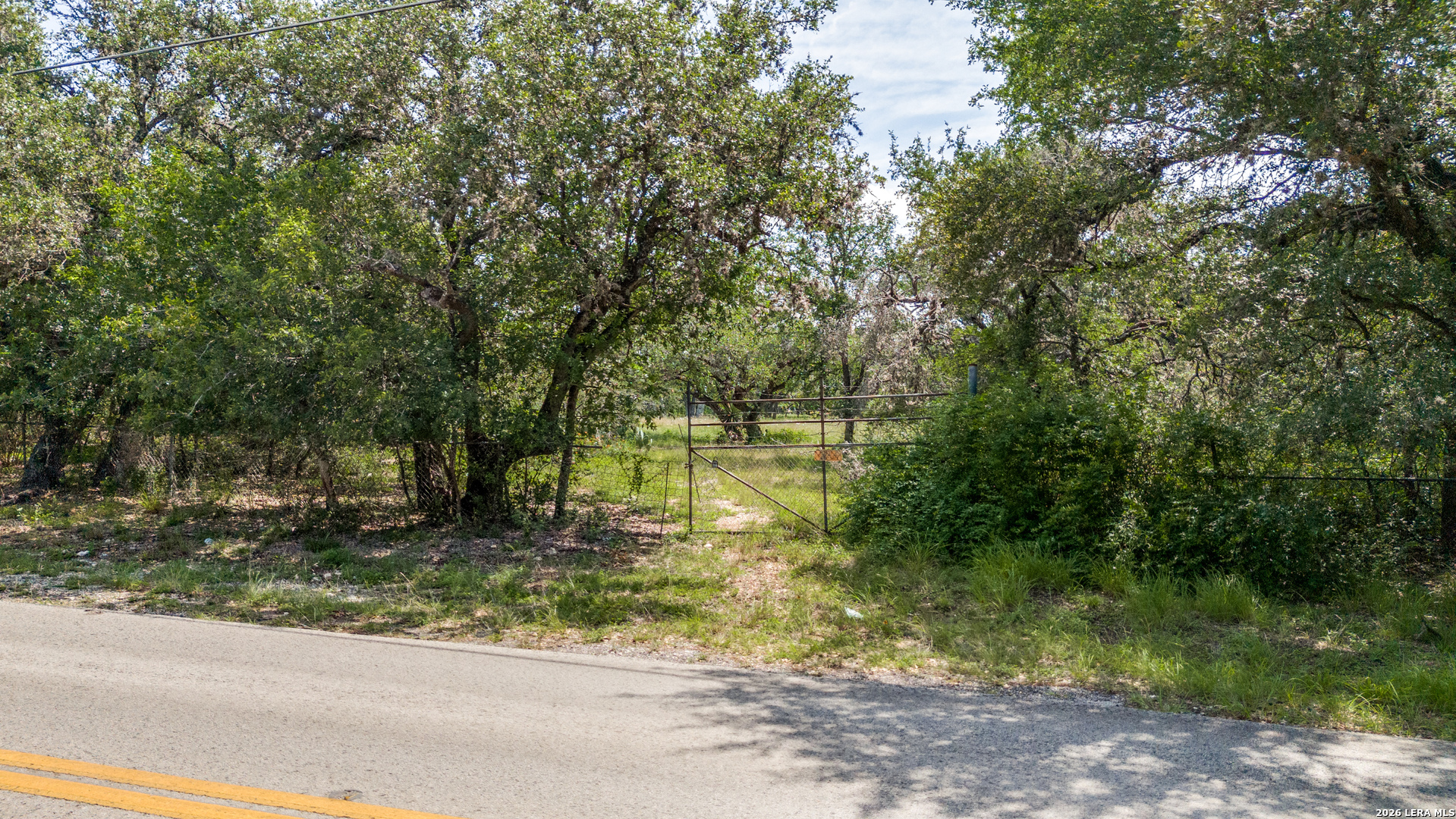 main property photo 4