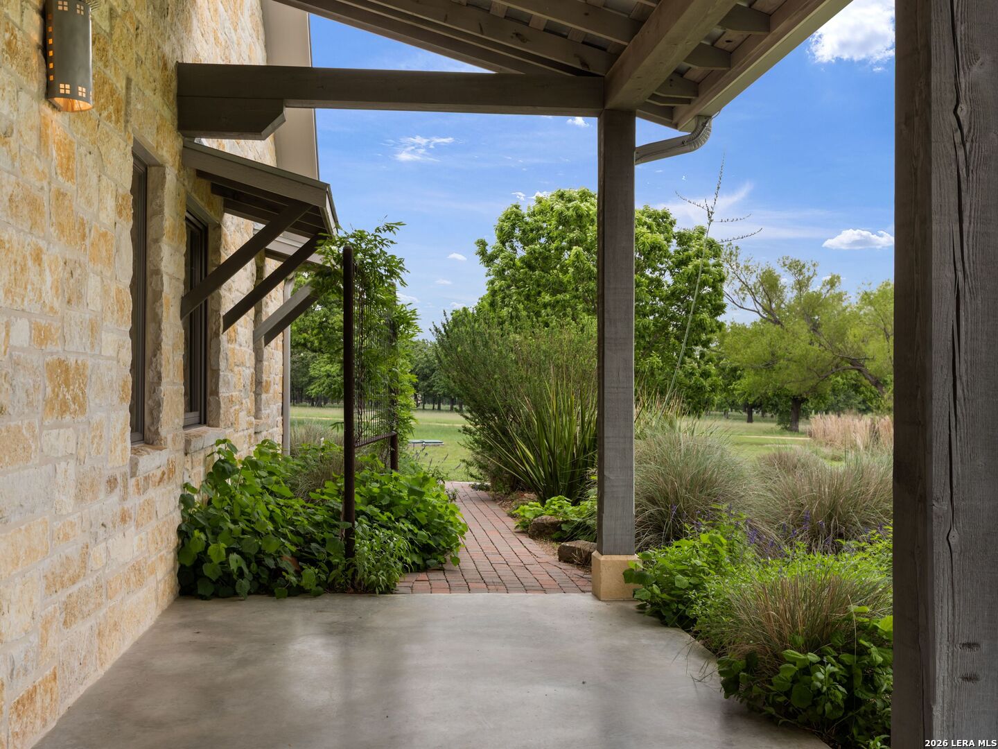 main property photo 44