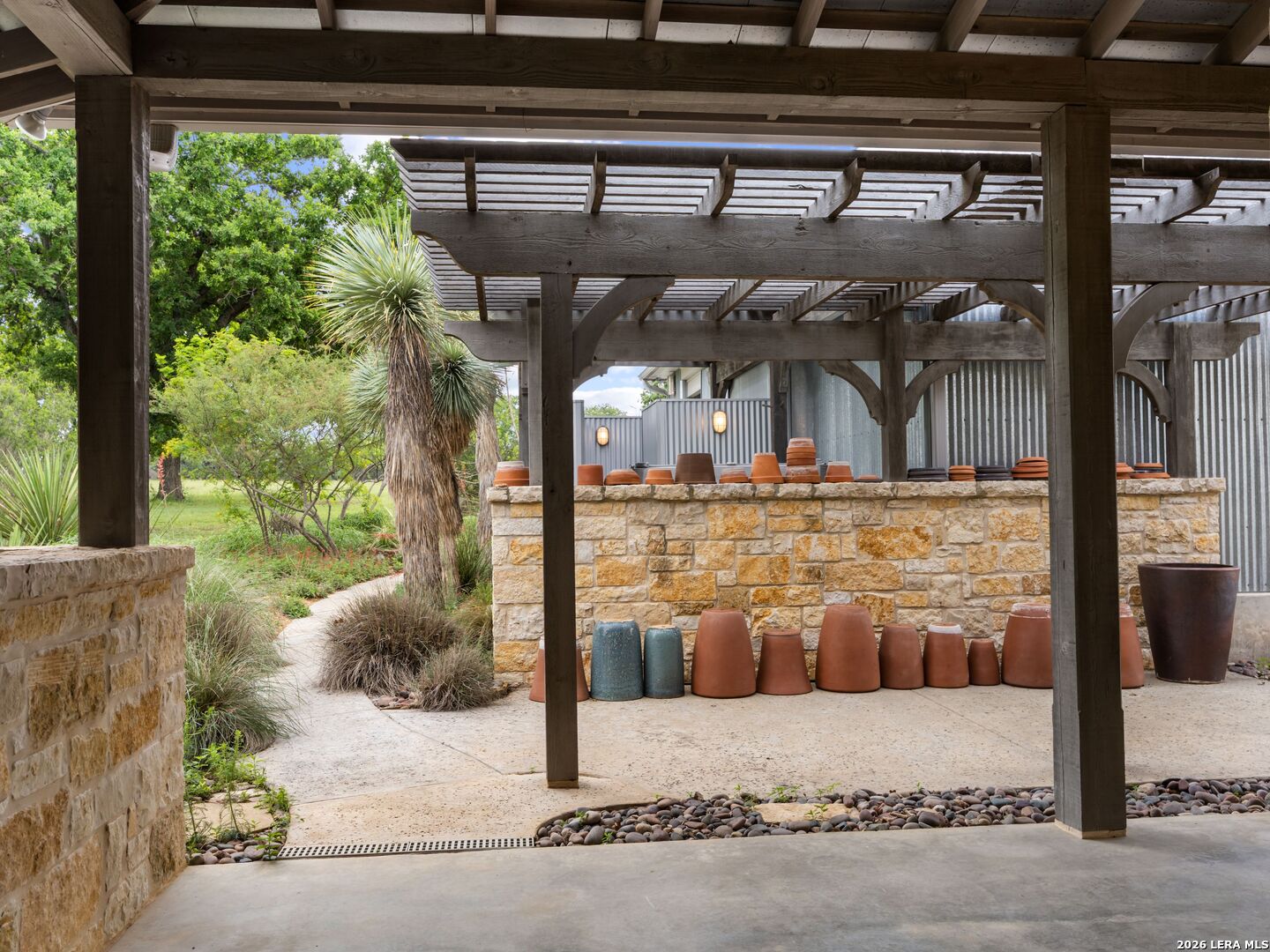 main property photo 45
