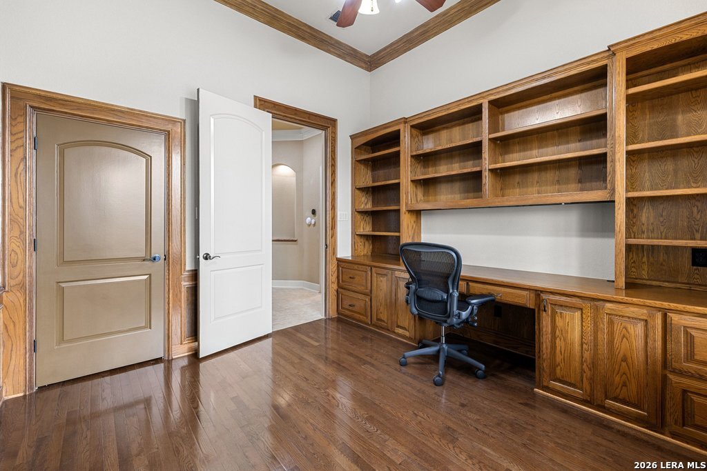 main property photo 10