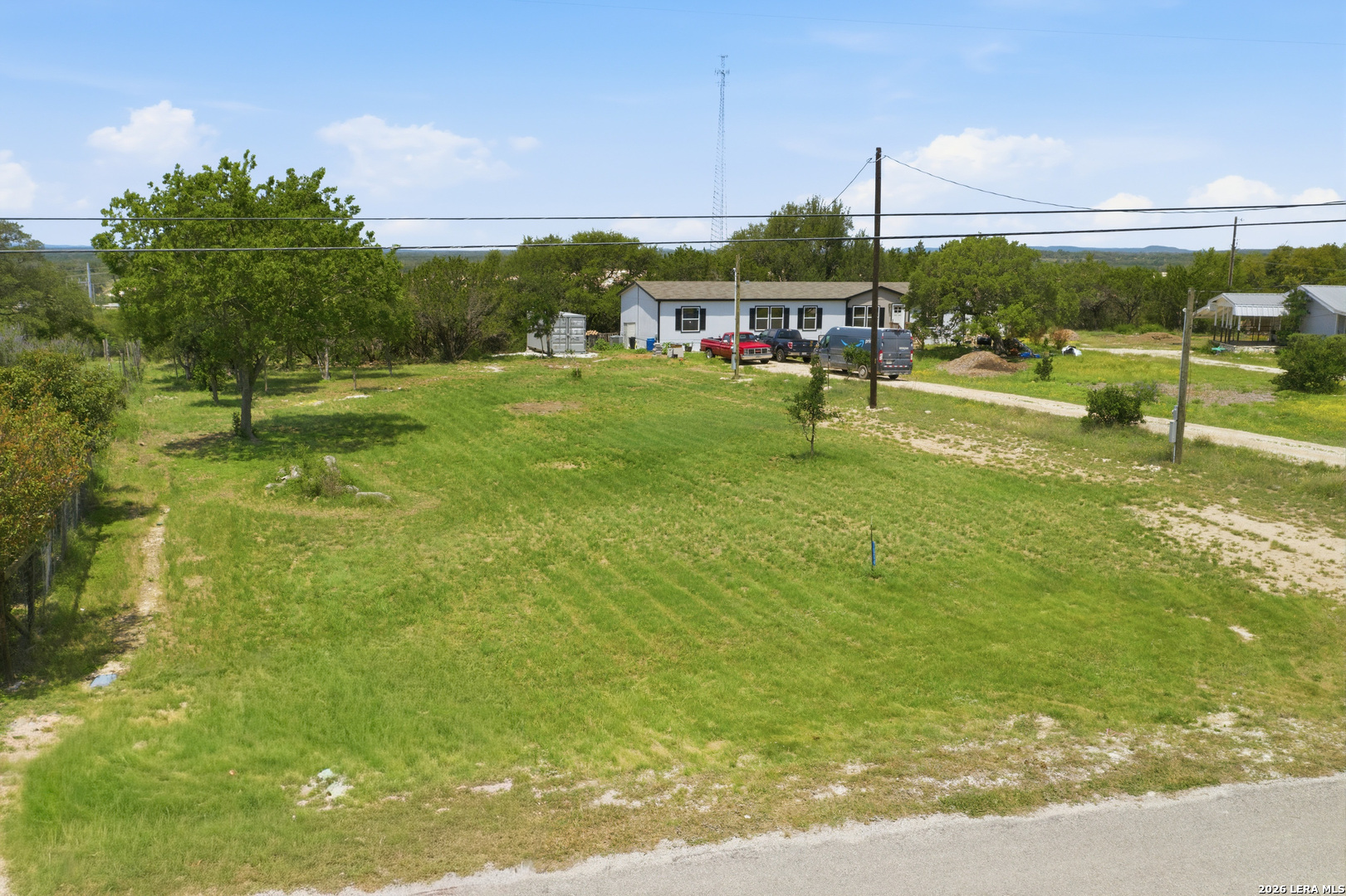 main property photo 13