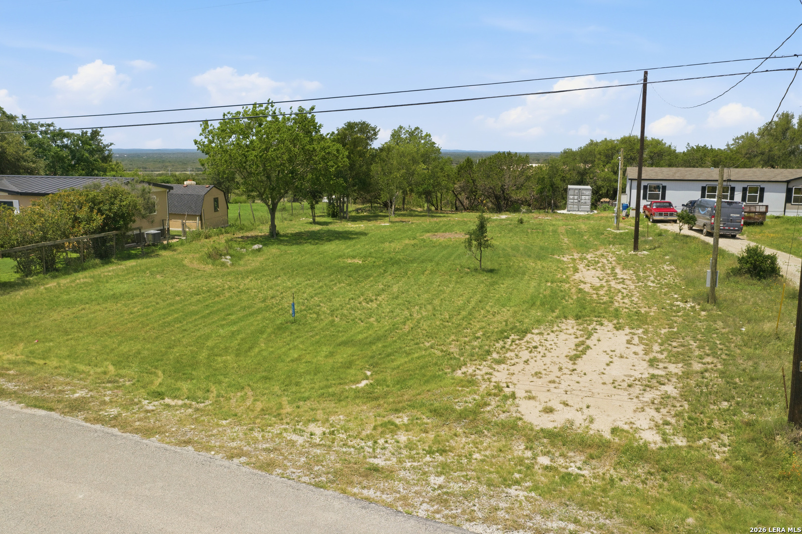 main property photo 14