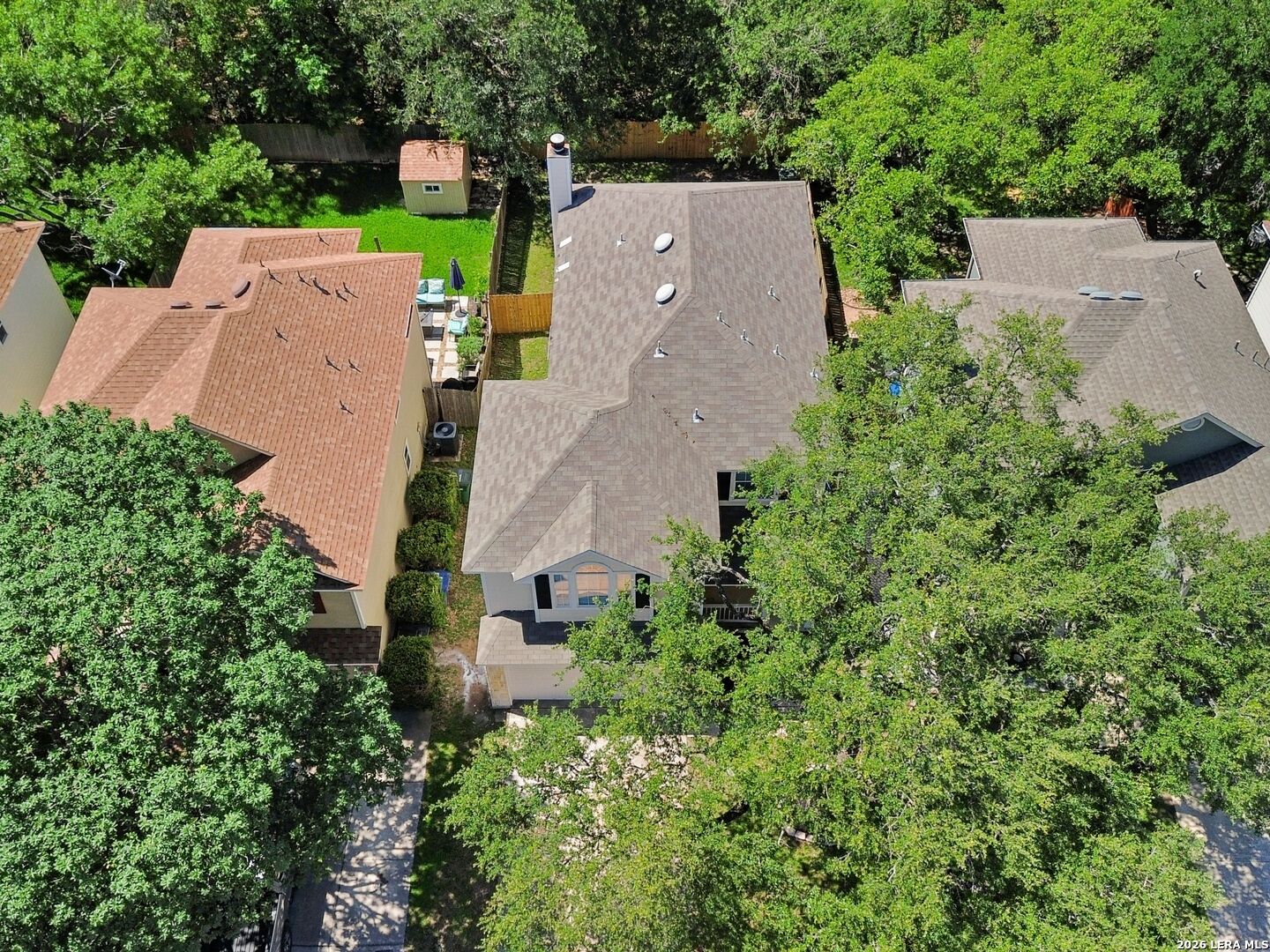 main property photo 38