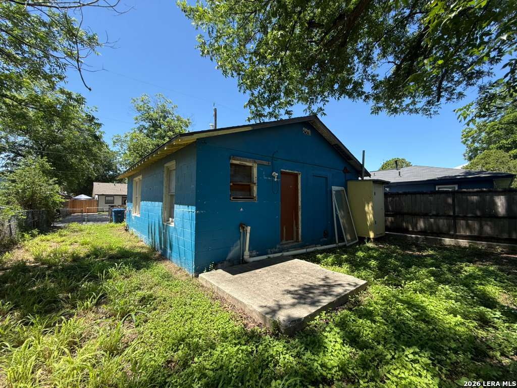 main property photo 2
