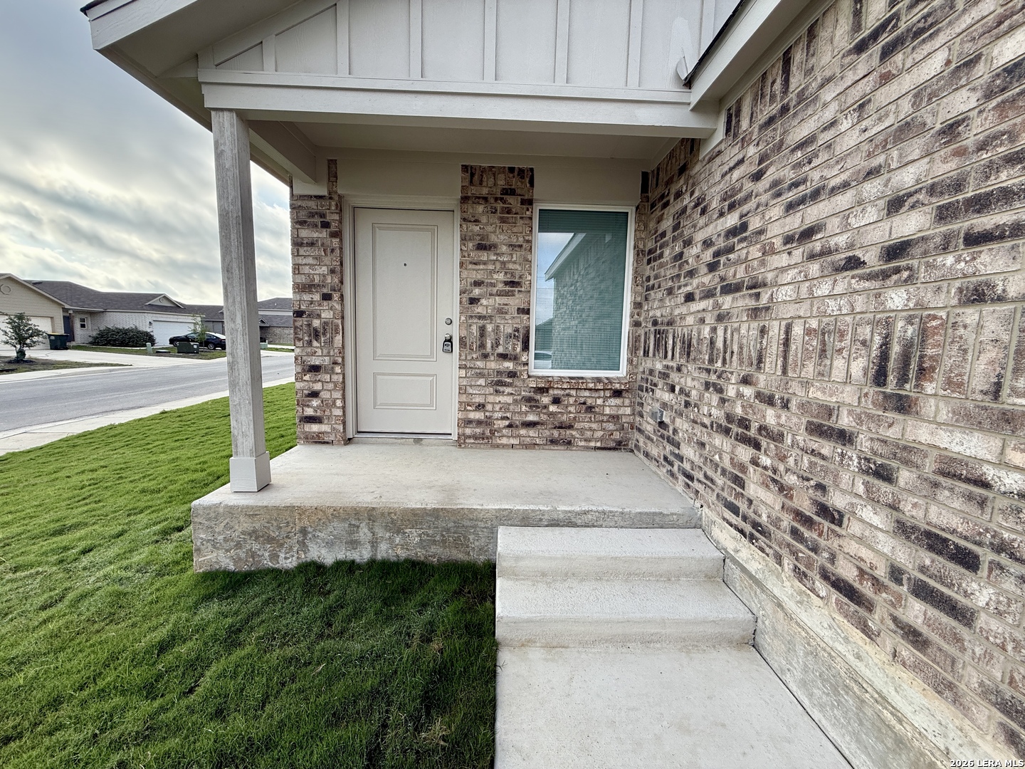 main property photo 35