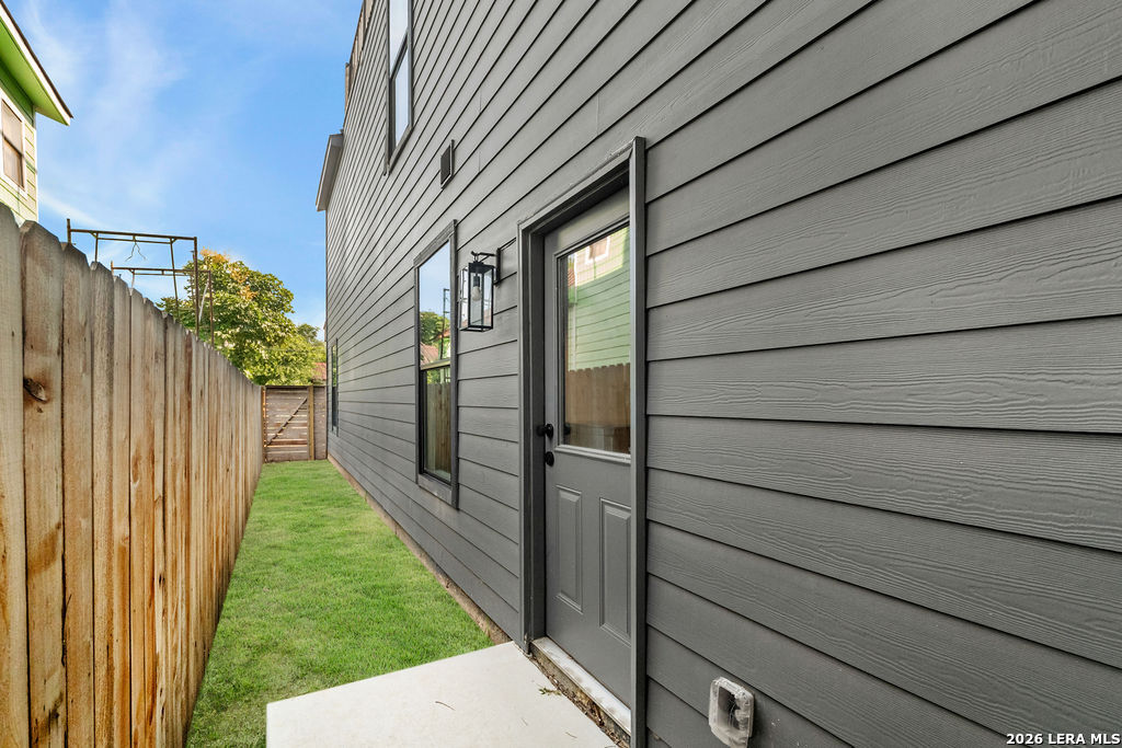 main property photo 51
