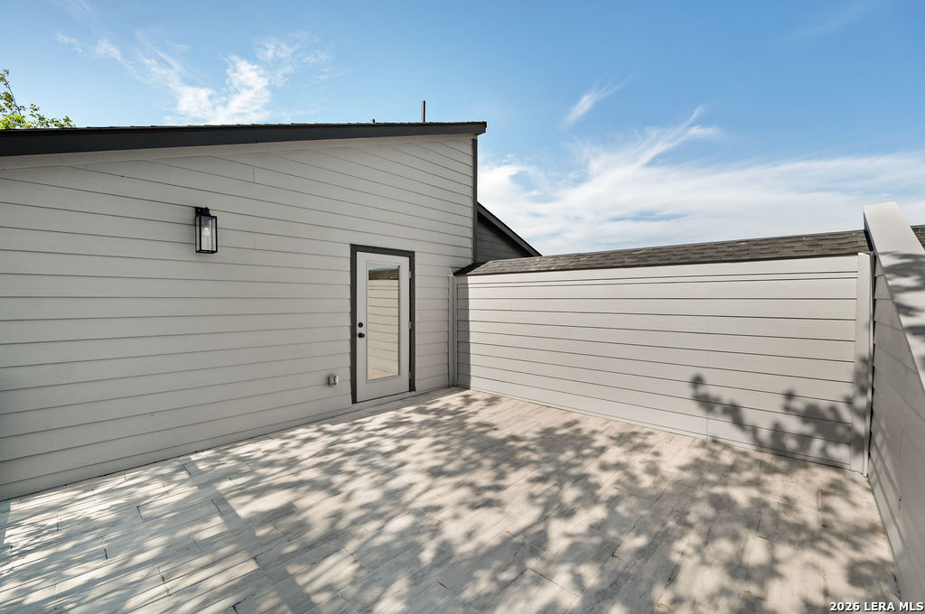 main property photo 74