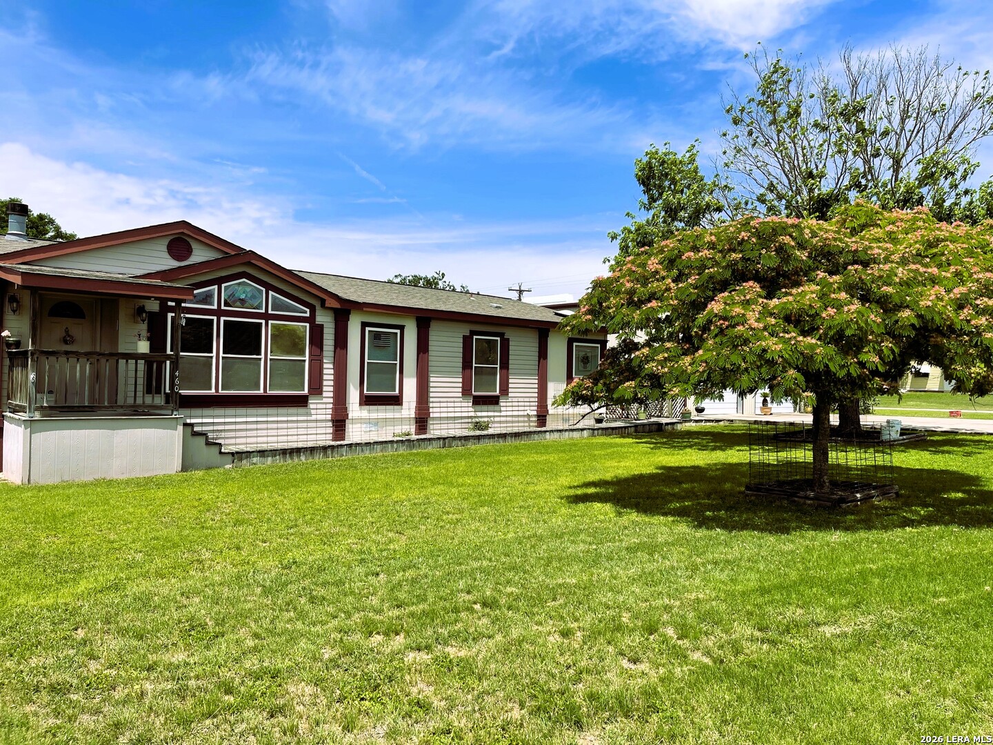 main property photo 4