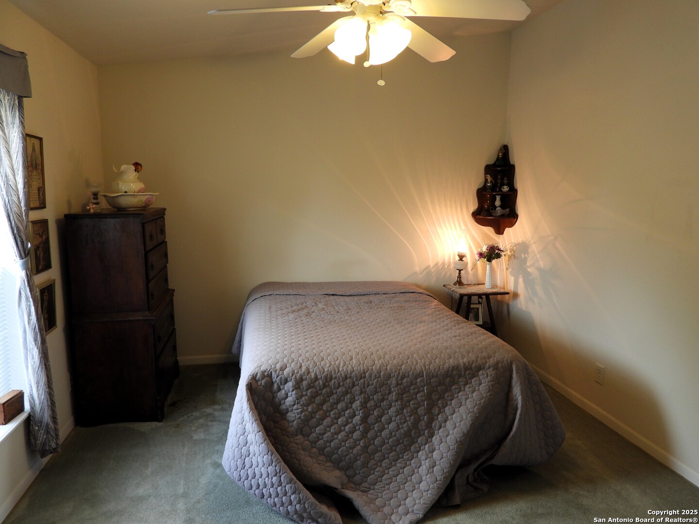 main property photo 40