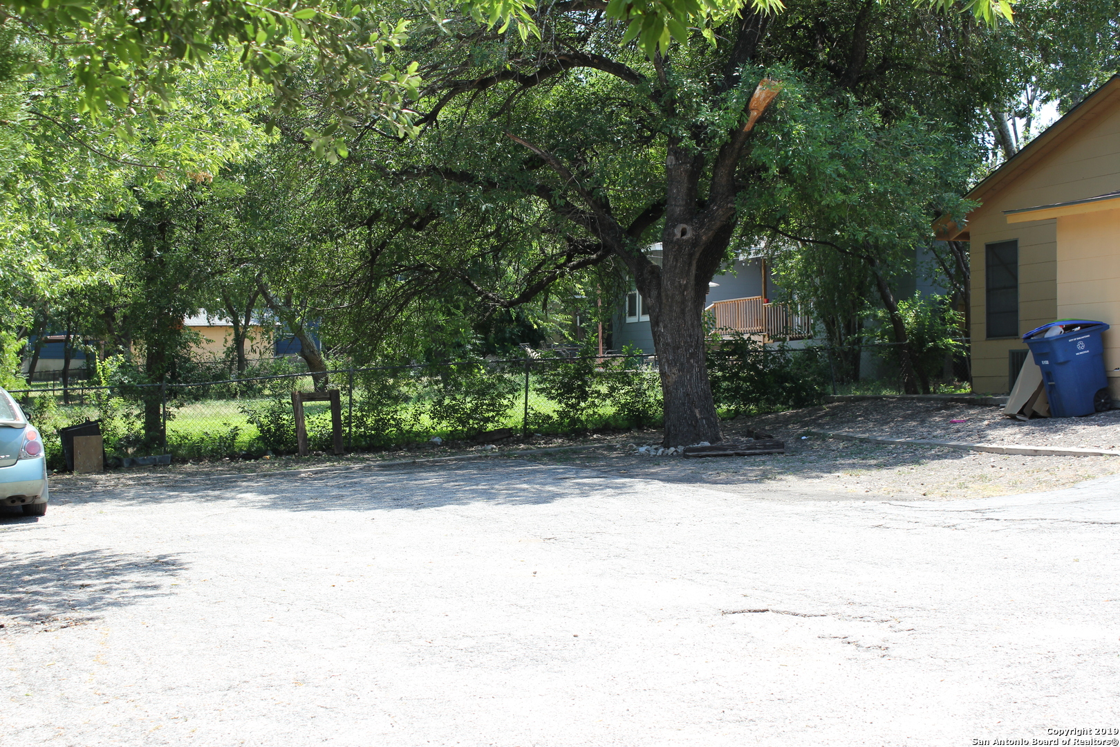 main property photo 14