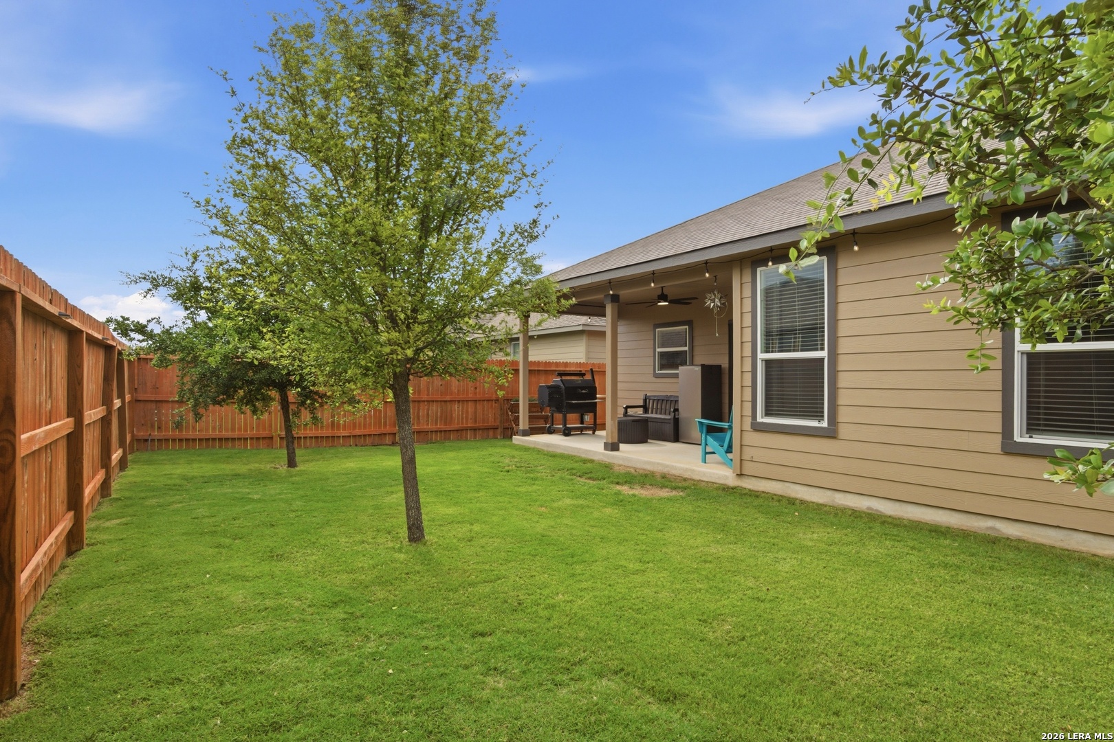 main property photo 17