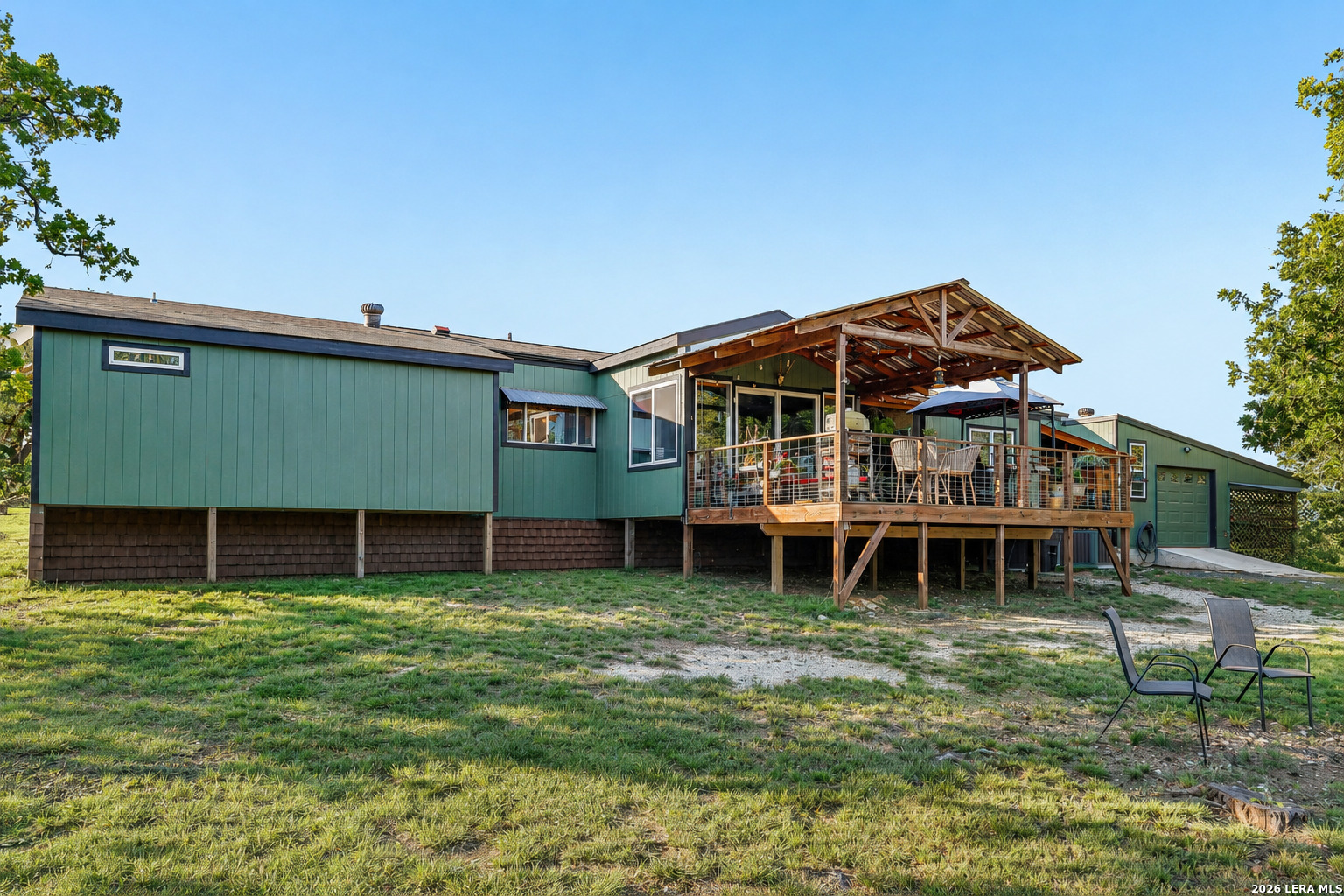 main property photo 42