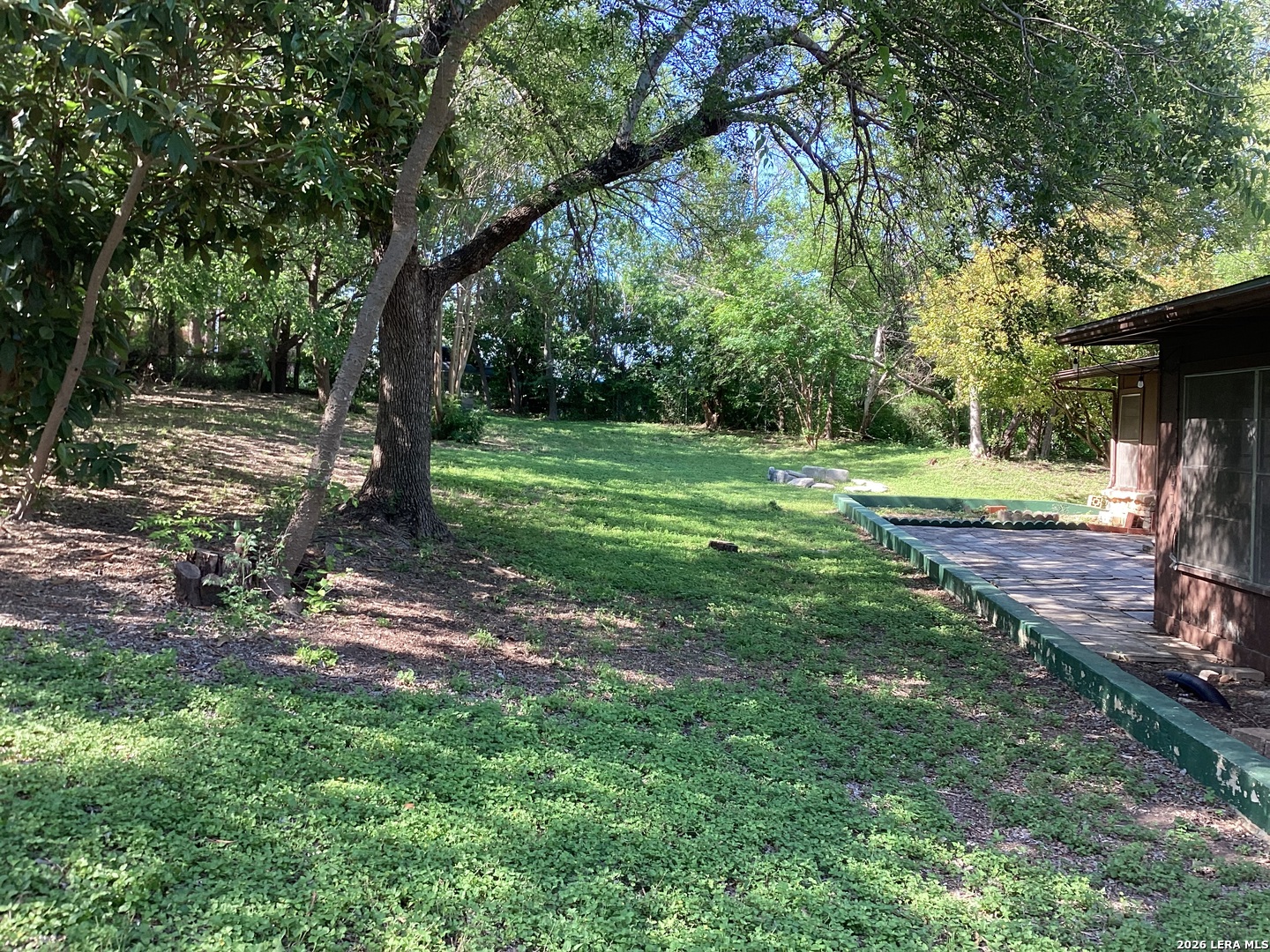 main property photo 23