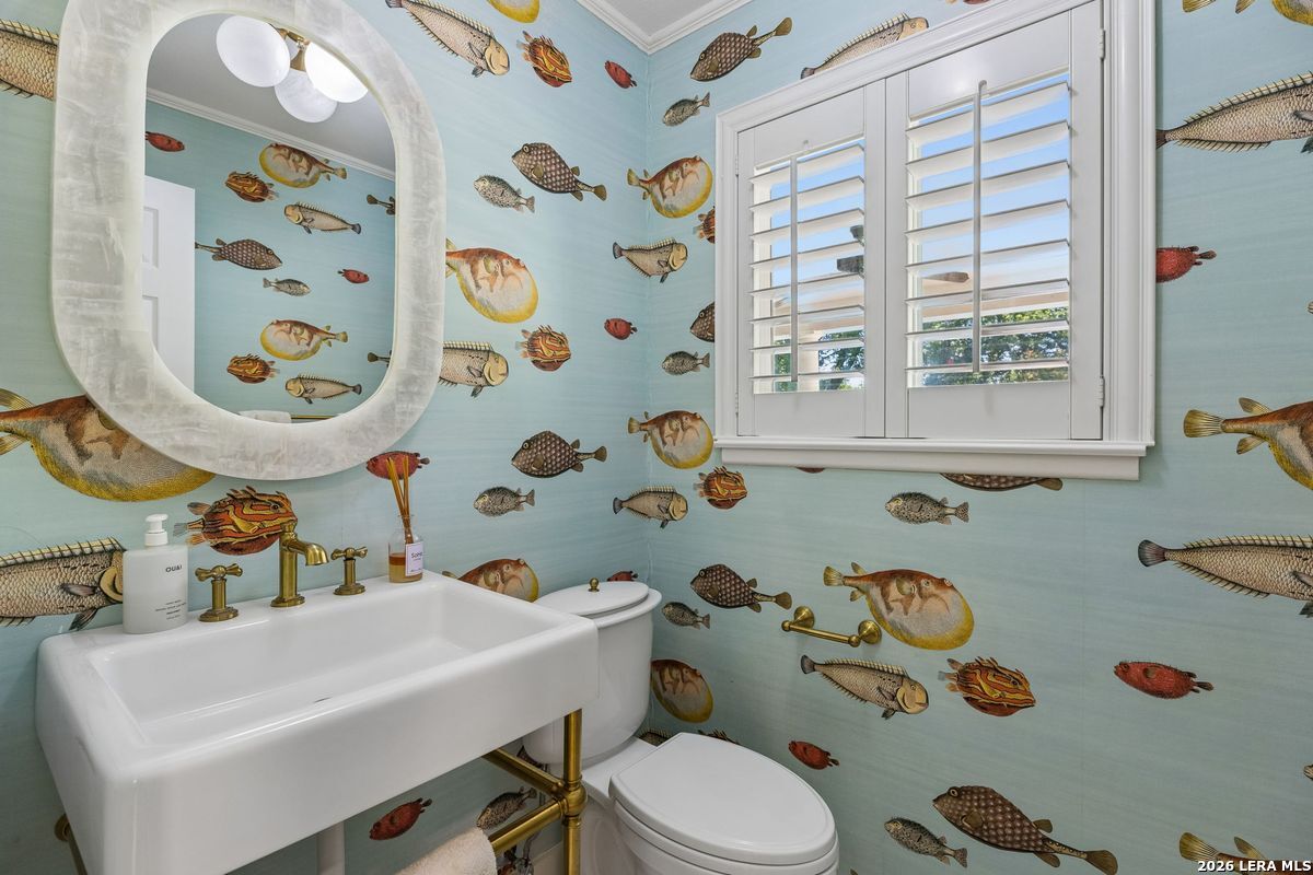 main property photo 13