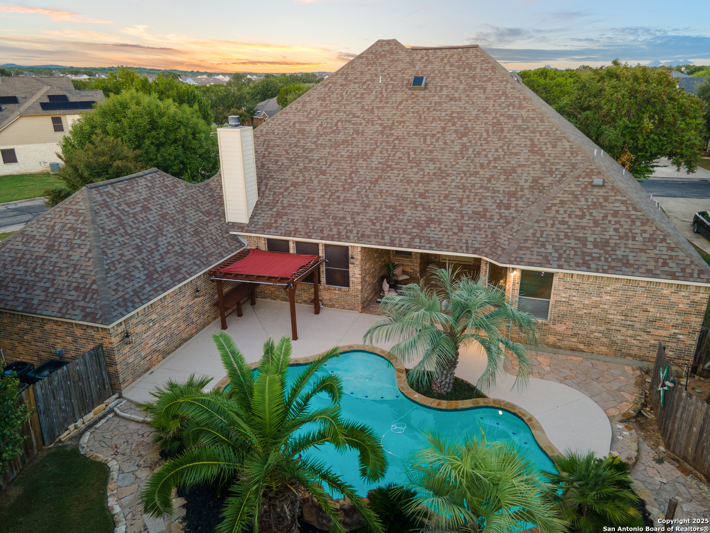 main property photo 36