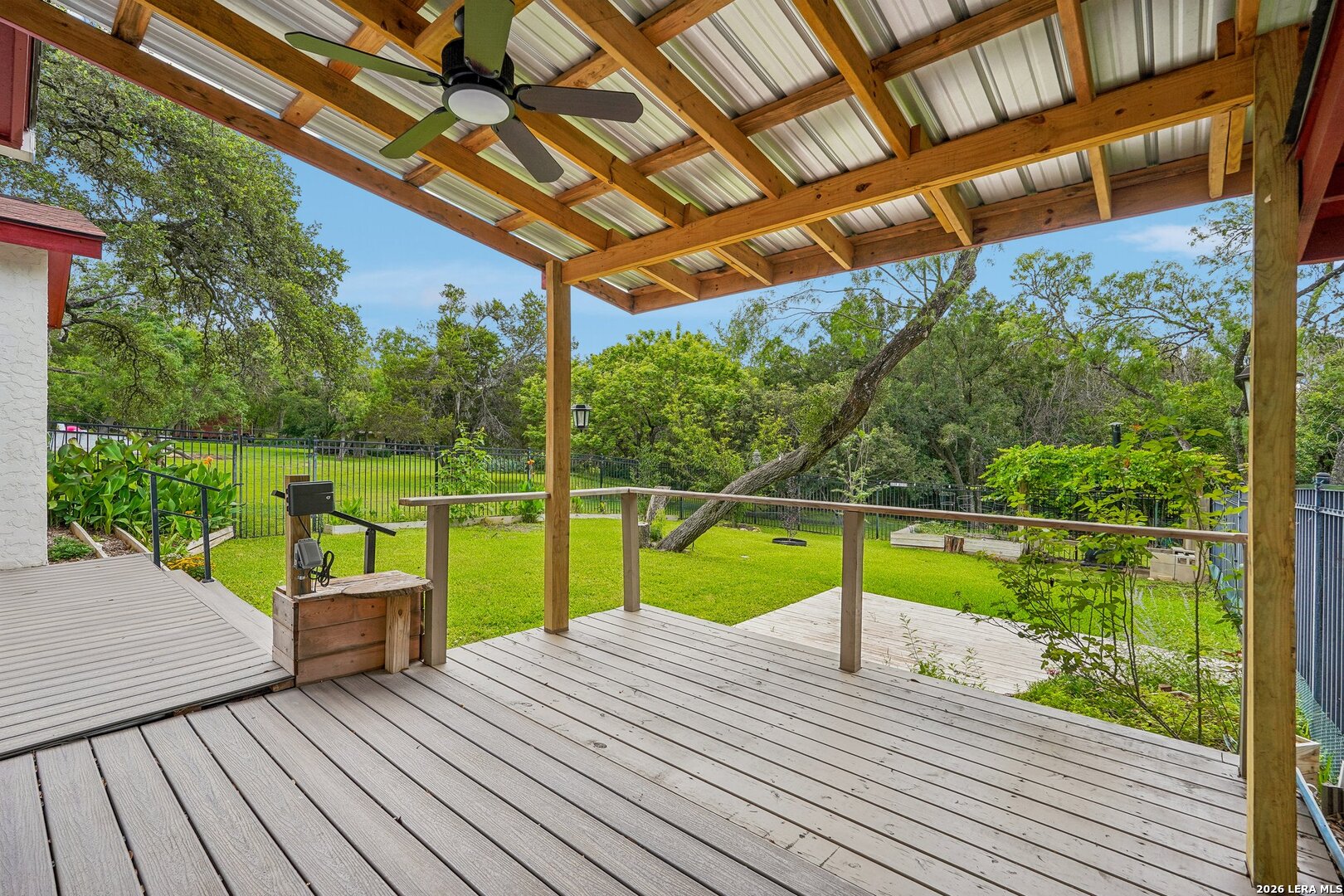 main property photo 38