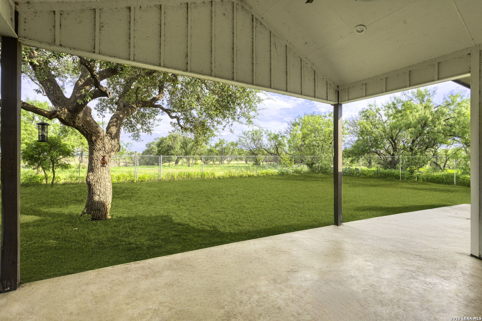 main property photo 32