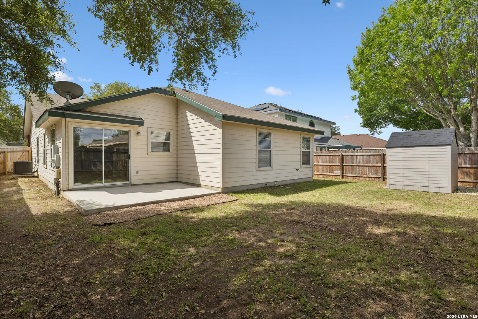 main property photo 8