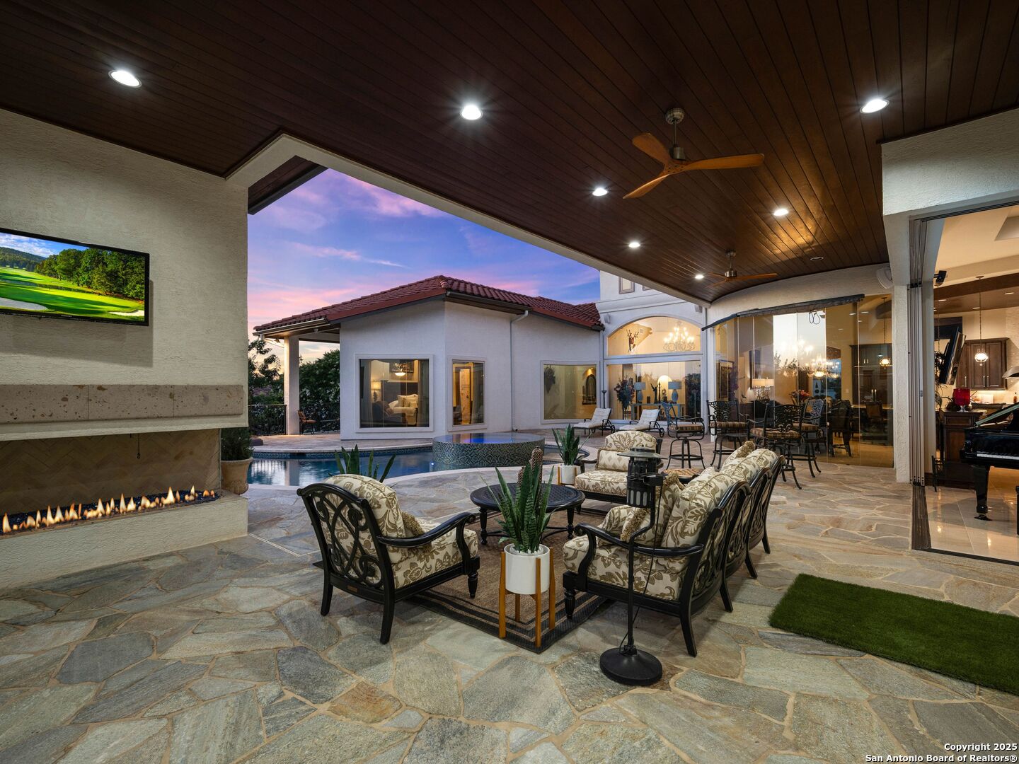 main property photo 50